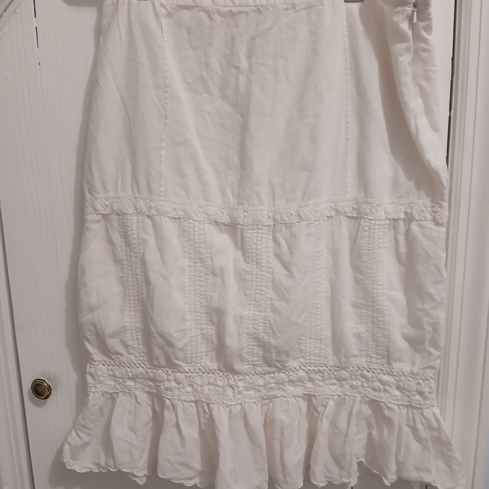 Low Rise Old Navy White Y2K Midi Skirt with Ruffle Hem Cottagecore,feminine